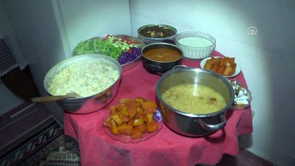 250 yıllık kandil gecesi geleneğini sürdürüyorlar - BİLECİK