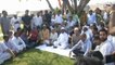Anna Hazare starts indefinite hunger strike at Delhi's Ramlila Maidan | Oneindia News
