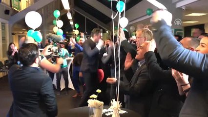 Tarih Kitabı Yazmaya Devam Ediyoruz" - Rotterdam