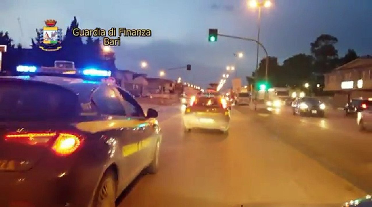 Sequestrate più di 250 piante di marijuana: arrestato 48enne andriese