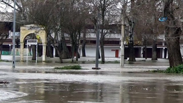 Tunca Nehri’nde ‘kırmızı alarm’ devam ediyor