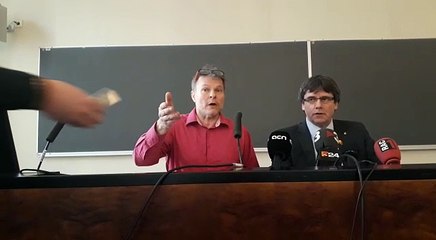 Puigdemont expressa des de Hèlsinki el suport a Marta Rovira en el seu exili