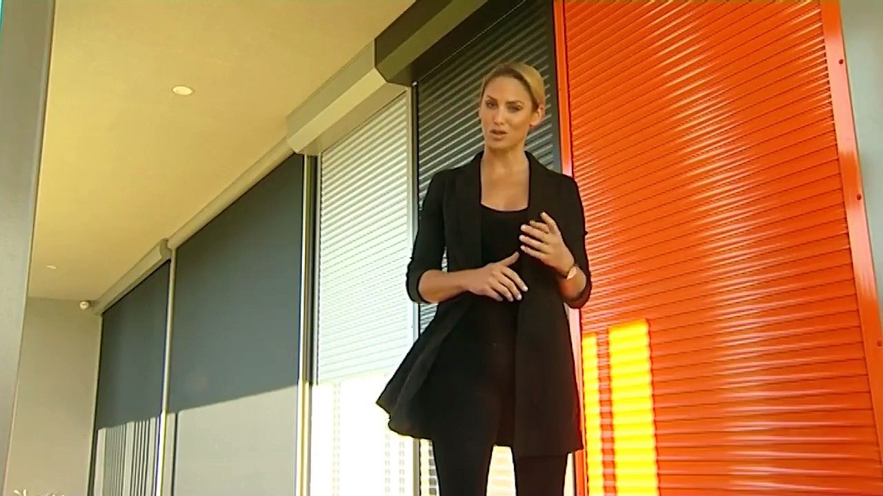 Crank and Clip Outdoor Blinds