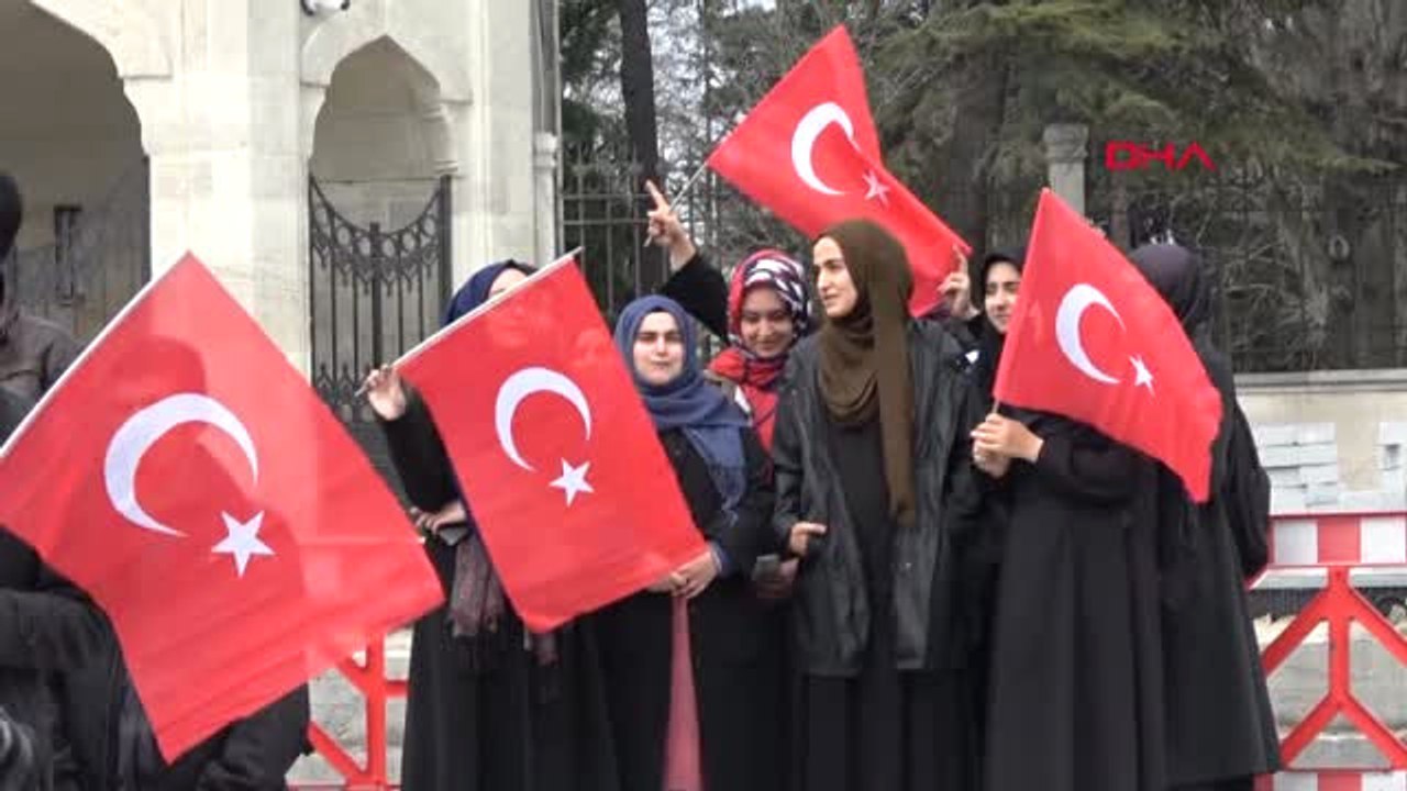 Beyazıt Meydanı'nda 'Saldırı' Protestosu