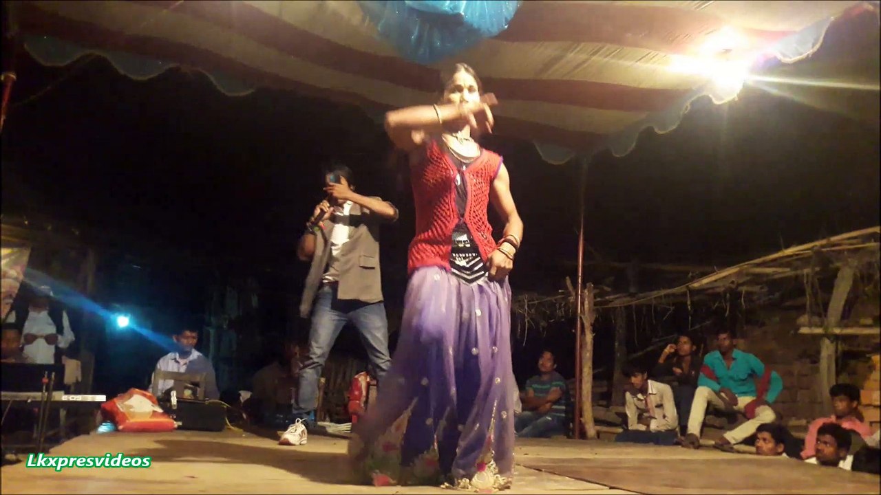 AMAZING  SINGING PERFORMANCE BY  MANGALPUR DRAMA  PARTY AS HUM TO HAI PARDES MEIN DESH MEIN NIKLA HOGA CHAND
