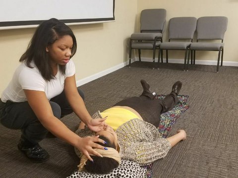 Opinion: She’s saving lives from gun violence in Chicago — and she’s only 16 [Mic Archives]