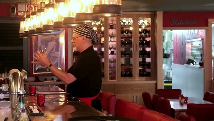 فوزي موزي وتوتي – في المطعم – in the restaurant