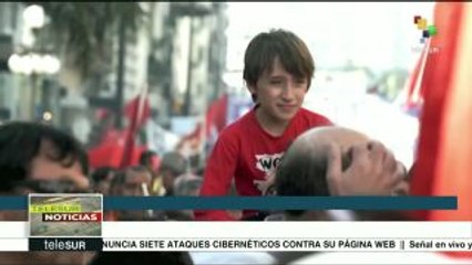 Trabajadores uruguayos se movilizan en jornada de paro general parcial