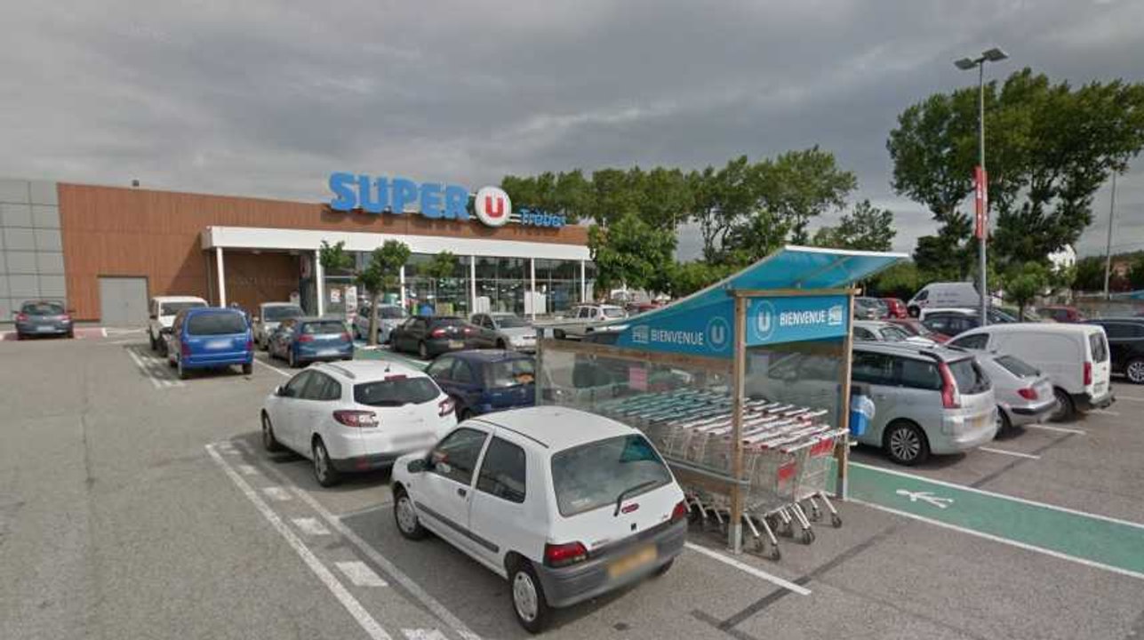 Les images de la prise d'otage de Trèbes, dont l'auteur se revendique de Daech