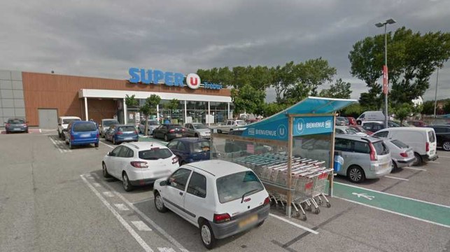 Les images de la prise d'otage de Trèbes, dont l'auteur se revendique de Daech