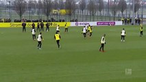 Usain Bolt s'entraîne avec le Borussia Dortmund