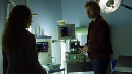 Plus Belle La Vie : Léa effrayée et seule face à l'Enchanteur...