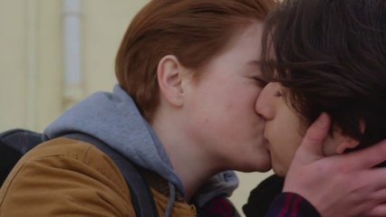 Plus Belle La Vie : Antoine pécho Tom !!!