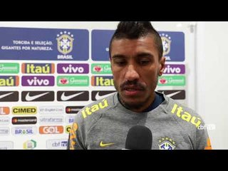 Paulinho marca mais para a Seleção Brasileira