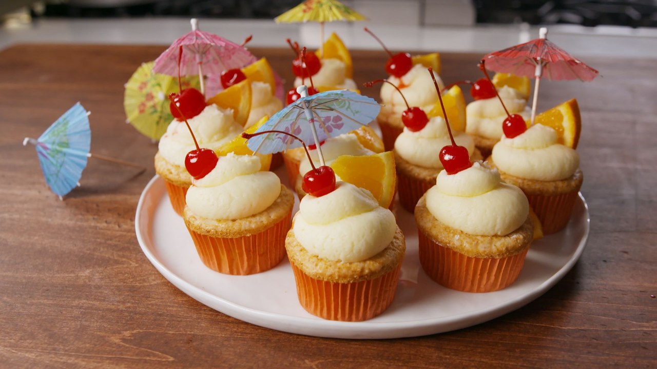 Let The Good Vibes Roll With Bahama Mama Cupcakes