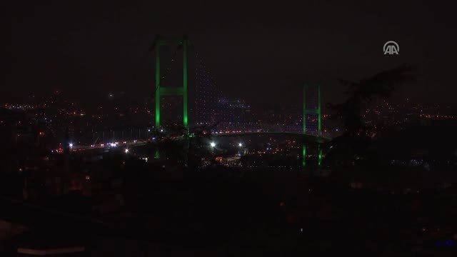 Pakistan Milli Günü - 3 Köprü Pakistan Milli Günü Dolayısıyla Işıklandırıldı - İstanbul