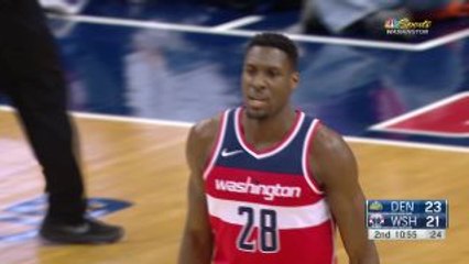 Mahinmi Two-Handed Slam