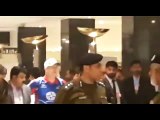 کھلاڑیوں کو سخت سیکیورٹی میں ہوٹل پہنچا دیا گیالاہور: ہوٹل پہنچنےپرغیرملکی کھلاڑیوں کاوالہانہ استقبالWebsite: waqtnews.tvMore Videos: goo.gl/SDiHmr