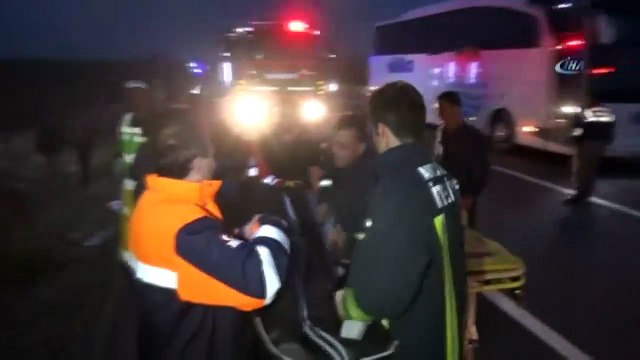Otobüs Şarampole Devrildi: 4 Ölü, Çok Sayıda Yaralı Var