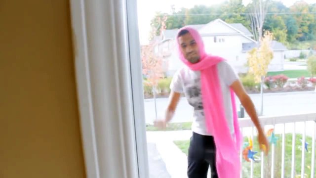 ZaidAliT - Desi aunties always do this