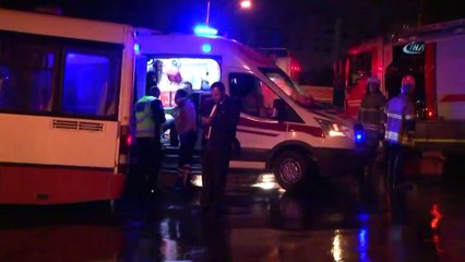 Kontrolden Çıkan Otobüs Eve Girdi