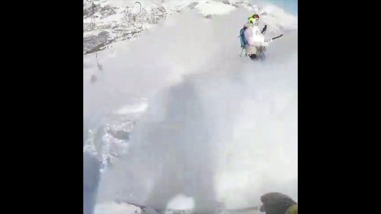 Des snowboardeurs humilient ces utilisateurs de tire-fesses