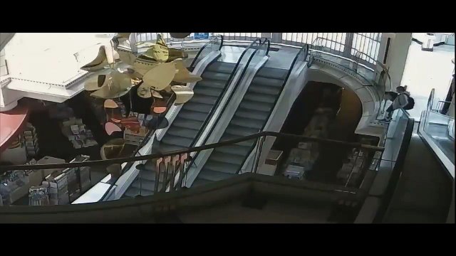 OKLM, il tente de cambrioler un centre commercial avec un café à la main