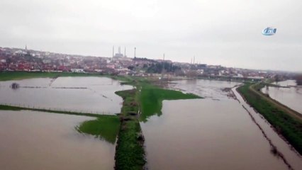 Tunca Nehri'nde Artan Su Debisinin Neden Olduğu Taşkın Havadan Görüntülendi
