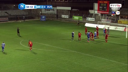 Corner repoussé par RUFFAUT.