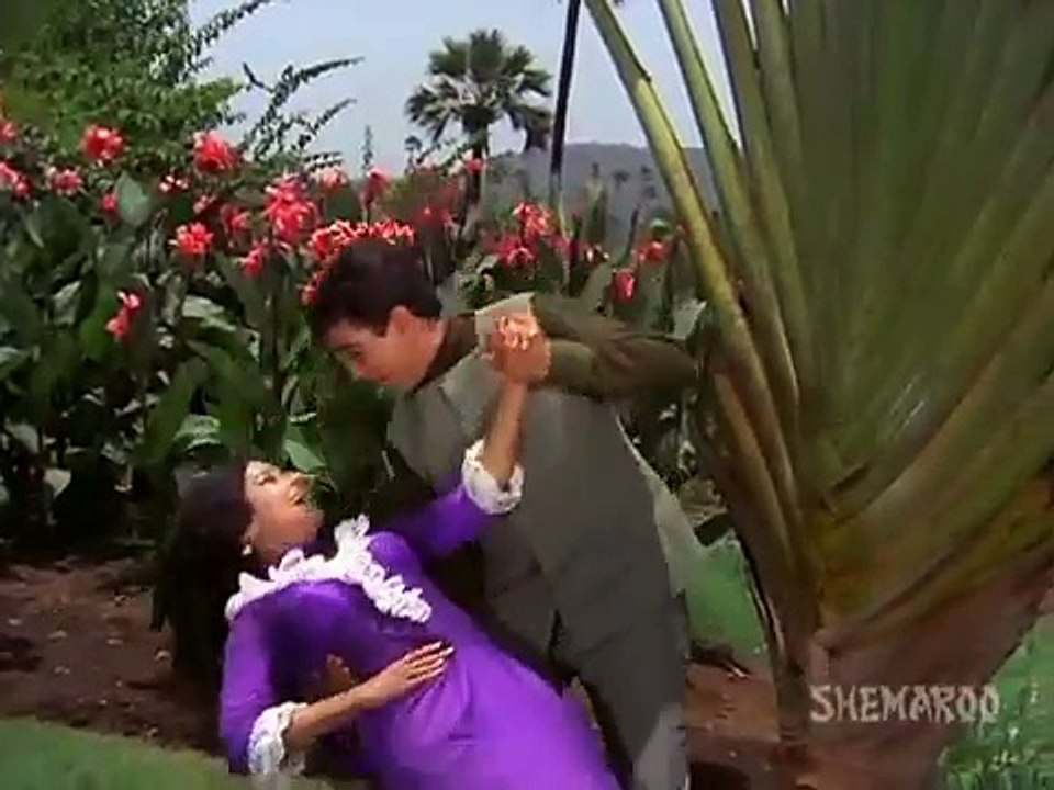 Gulabi Aankhein Jo Teri   Rajesh Khanna Songs  The Train   Mohd Rafi