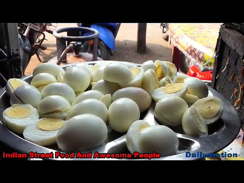 Indian street Foods - Anda pakoda Indian street Foods - Egg Pakoda Desi Street Foods