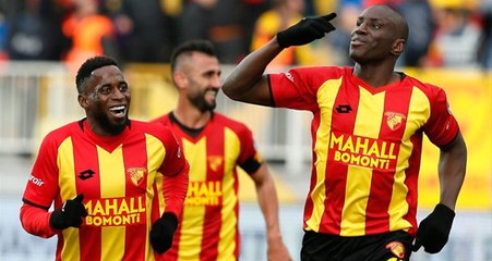 Beşiktaş'tan Demba Ba'ya: Sezon Sonu Bize Gelirsin