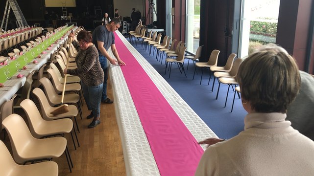 Préparation de la soirée d’élection de Miss Angevines