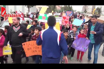 Viranşehir'de Şehitler için Çocuklar Uçurtma Uçurdu