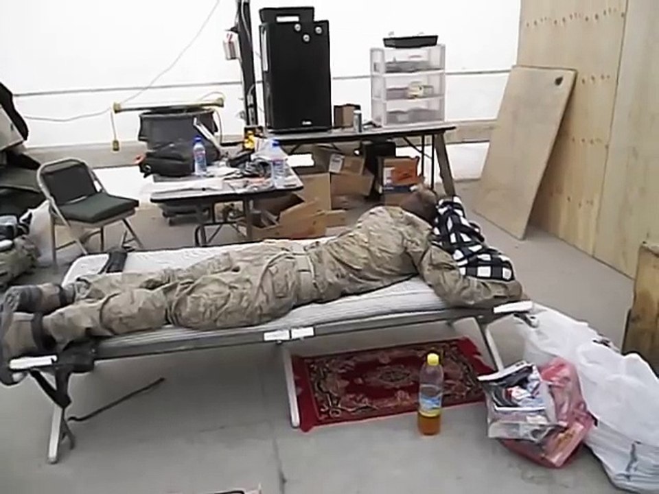 Soldier Prank “Air horn” video Dailymotion