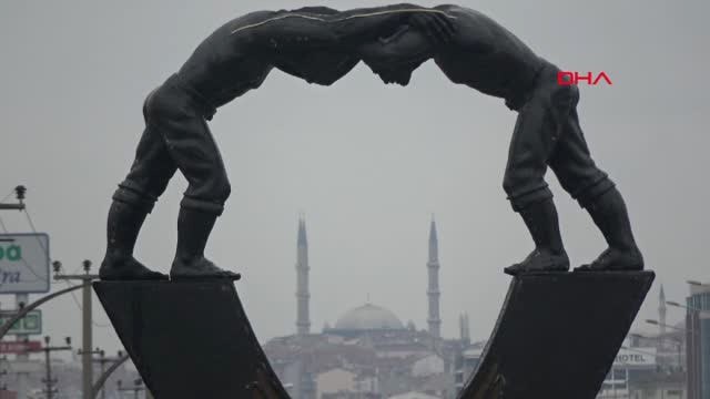 Mahkeme, Selimiye Camii'nin Silüetini Bozacak Kararı İptal Etti