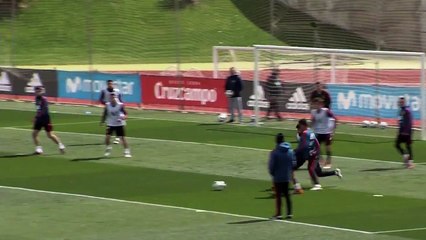 El golazo de Lucas en en el entrenamiento de la Selección
