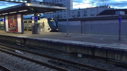 Z 1600 ( MI 09 ) - RER A - Joinville-le-Pont