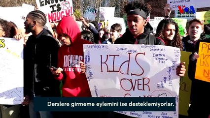 ABD'de Tüm Öğrenciler Silah Karşıtı Değil