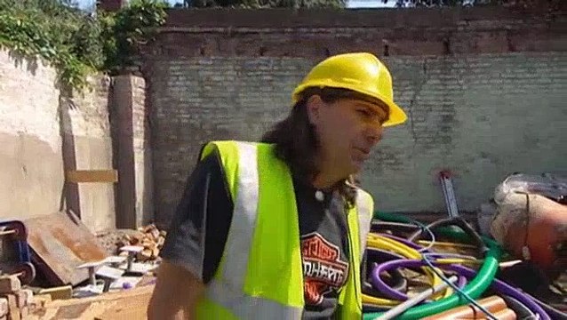 Grand Designs S10E10 Revisited Dulwich The Glass & Timber House (Revisited from S7 Ep12)