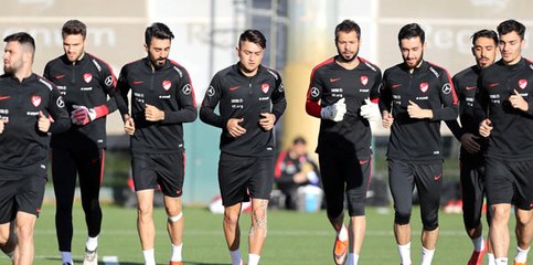 Cengiz Ünder ve Mahmut Tekdemir, Milli Takım Antrenmanına Katıldı