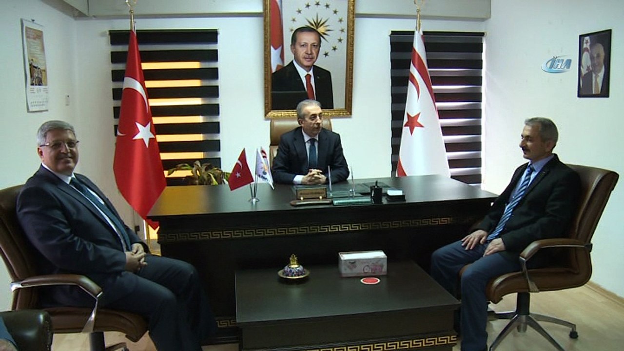 - AK Parti Genel Başkan Yardımcısı Mehdi Eker KKTC'de