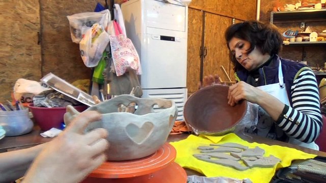 Kadınlar toprakla sanatı buluşturuyor