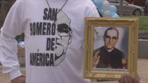 Salvadoreños de Los Ángeles celebran a su primer santo monseñor Romero
