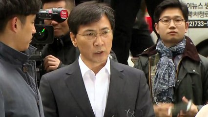 '안희정 성추행' 추가 폭로..."엘리베이터에서 끌어안아" / YTN