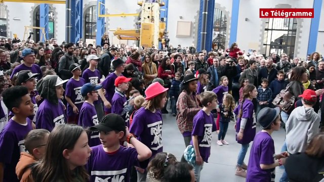 Brest. Ateliers des Capucins : foule des grands jours aux Renc'Arts