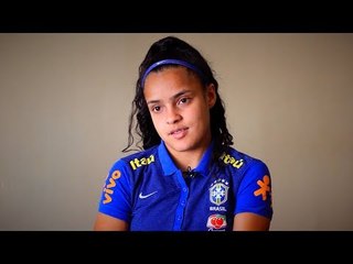 Seleção Feminina Sub-17 Origens: Isabela