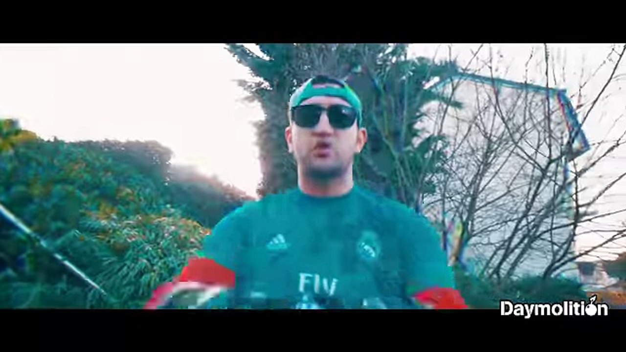 El Raïs - Assis