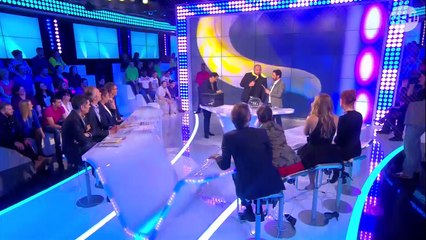 Il y a trois ans dans TPMP... Mokhtar déstabilisé par un serpent autour de son cou (vidéo)