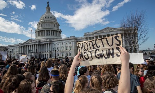 Demo Antikekerasan Senjata Api Digelar Warga Amerika Serikat
